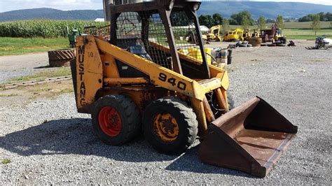 940 mustang skid steer specs|mustang 940 skid steer specifications.